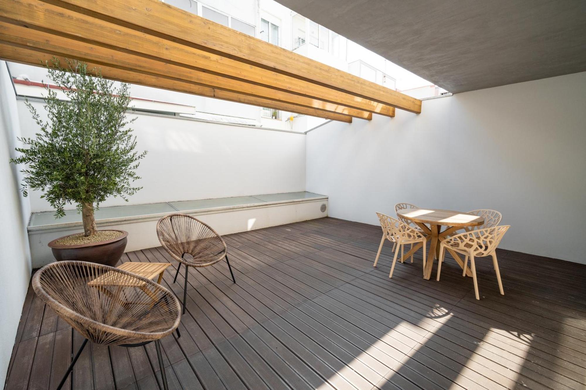 Mam Heat Apartments - Viana City Centre เวียนา โด กัสเตโล ภายนอก รูปภาพ