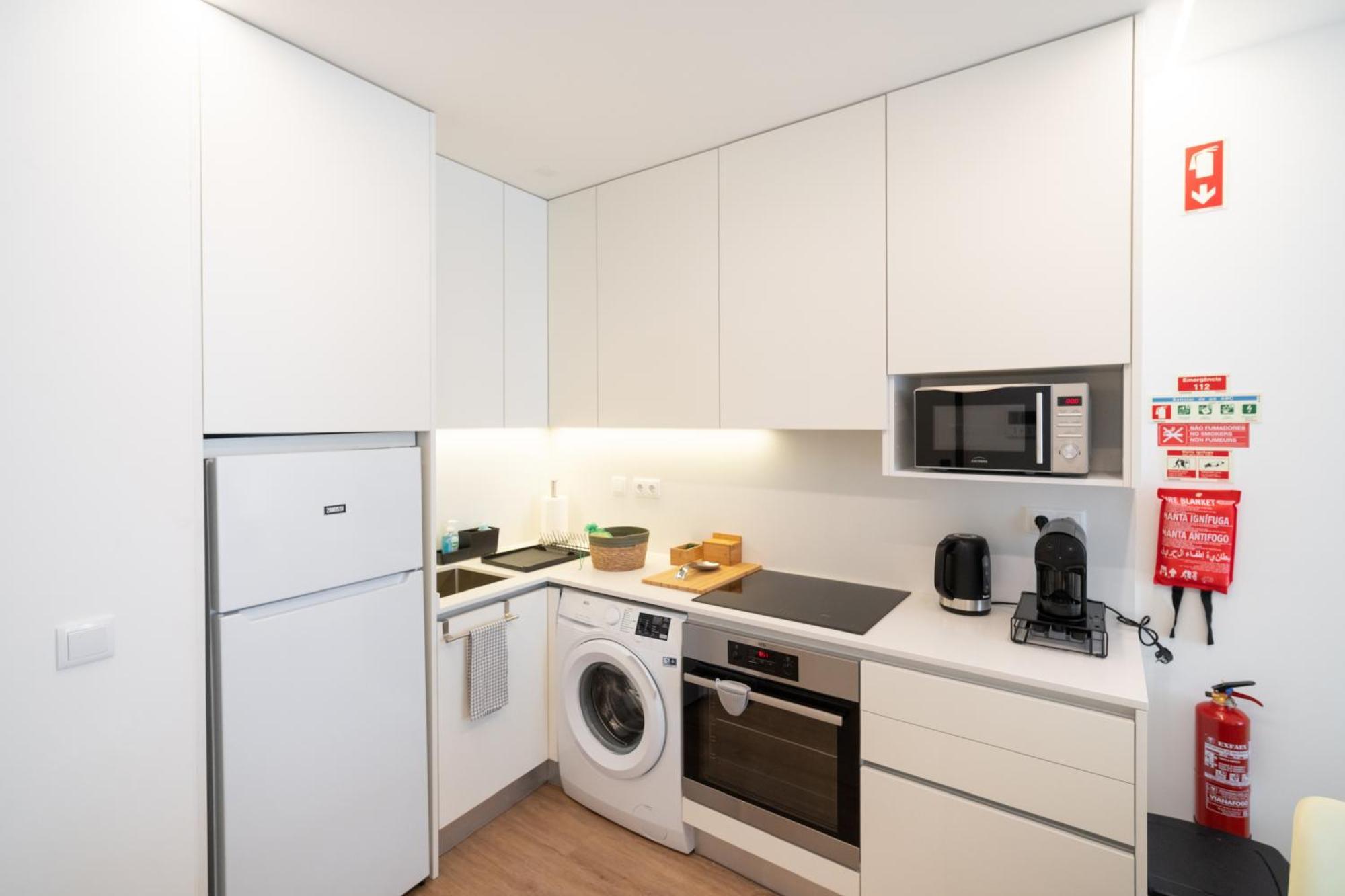 Mam Heat Apartments - Viana City Centre เวียนา โด กัสเตโล ภายนอก รูปภาพ